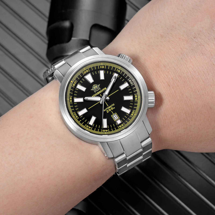 Addiesdive Dual Crown Captain Willard 6105 Homage AD2093